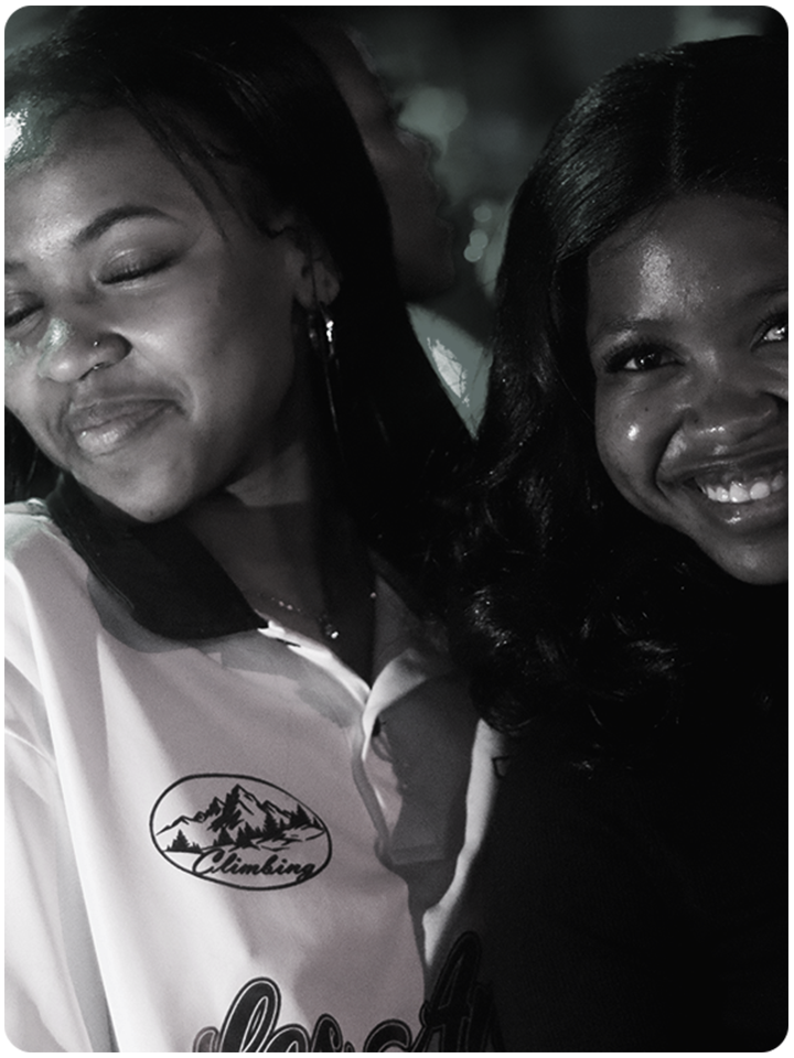 Lekompo Azishe CORE Vibing Real joy. No filters needed.